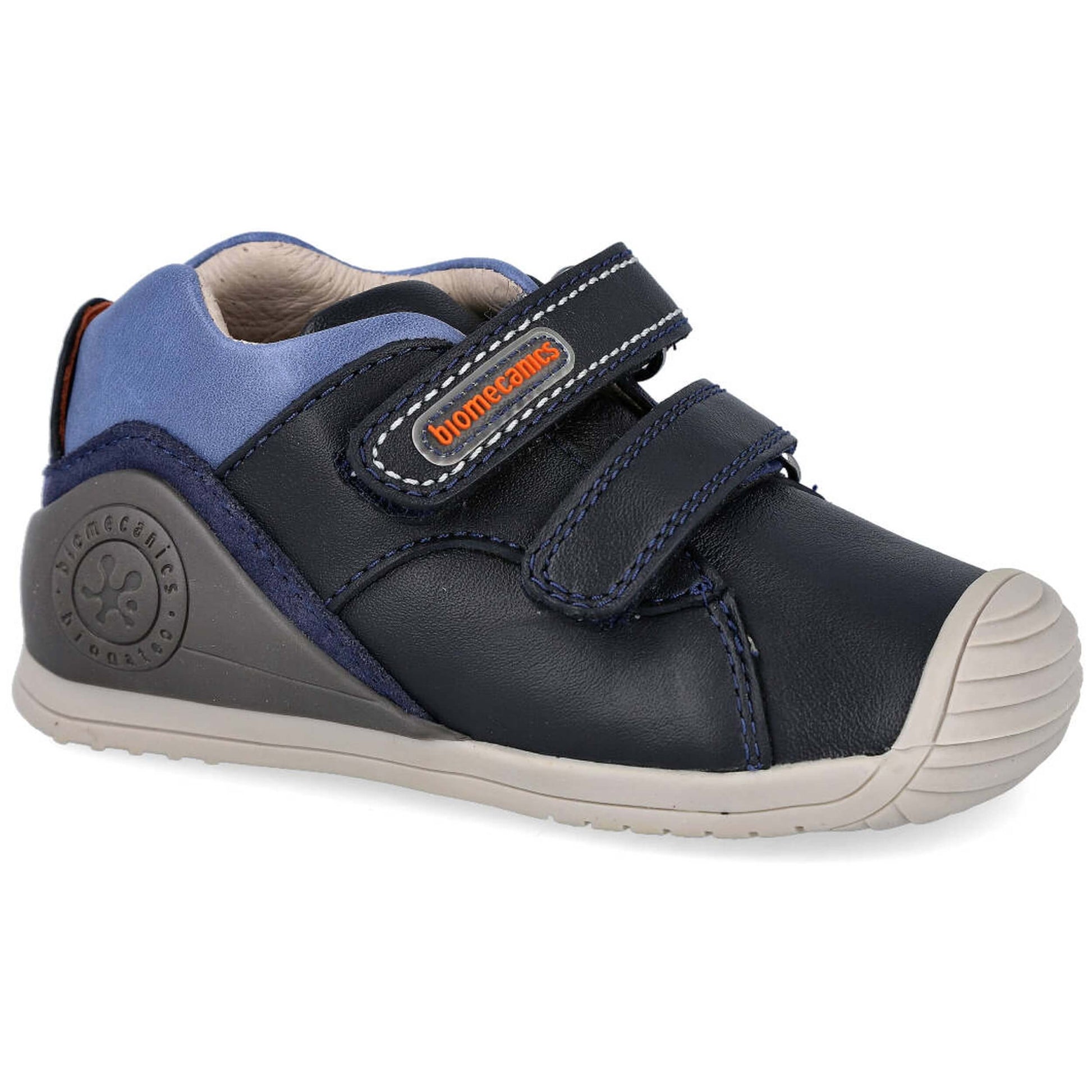 Zapatos Biomecanics 211136