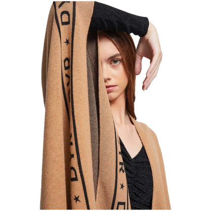Poncho Denny Rose  